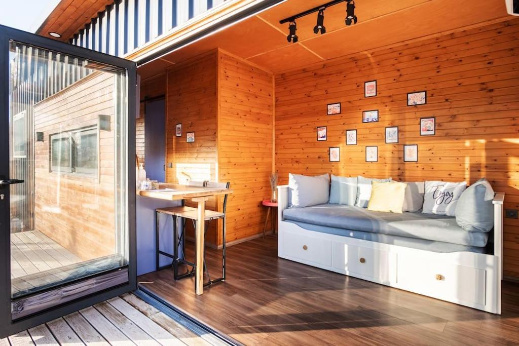 Вилла Alley Tiny House Фетхие Экстерьер фото